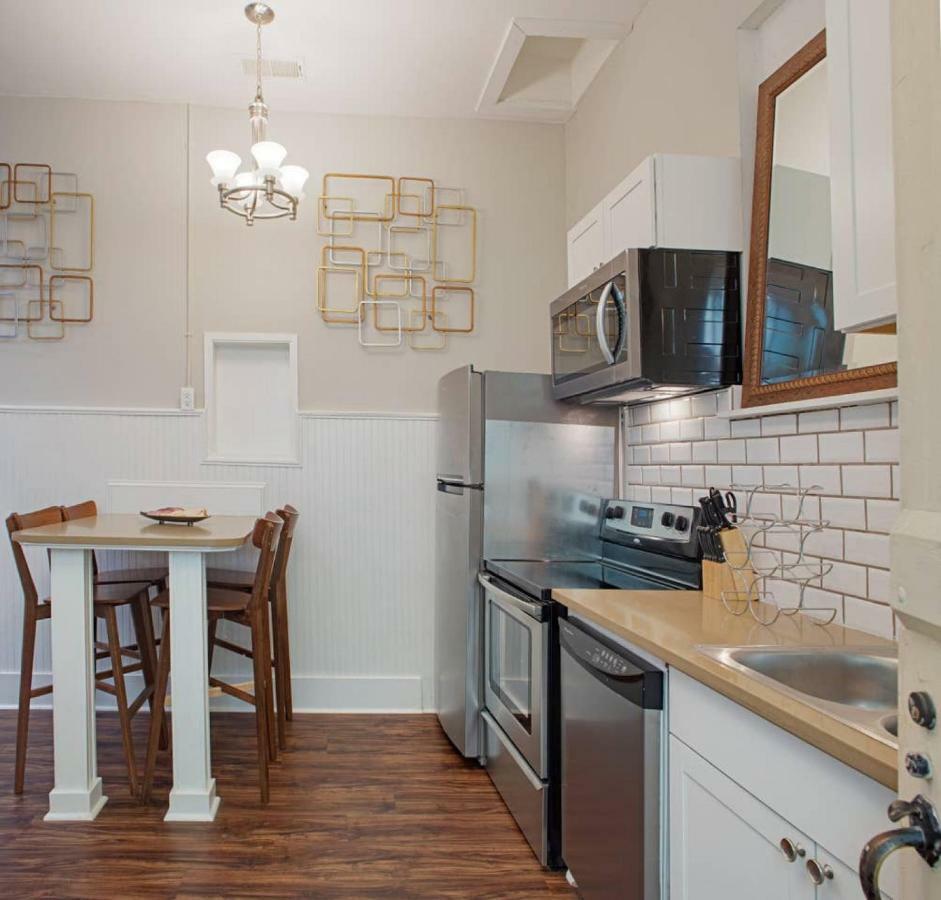 סוואנה 101 E Waldburg - Cozy Cottage Just Off Of Forsyth Park מראה חיצוני תמונה